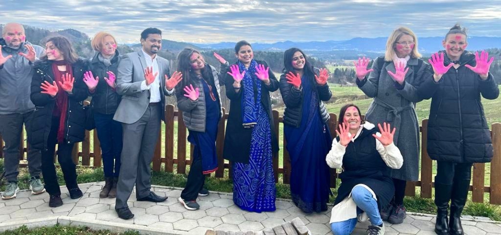 Embassy of India was pleased to participate in Holi 2023 community lunch organized by the Indian community in Rupe, Celje sharing the spirit of vasudhaiva kutumbakam with Indian and Slovenian friends.